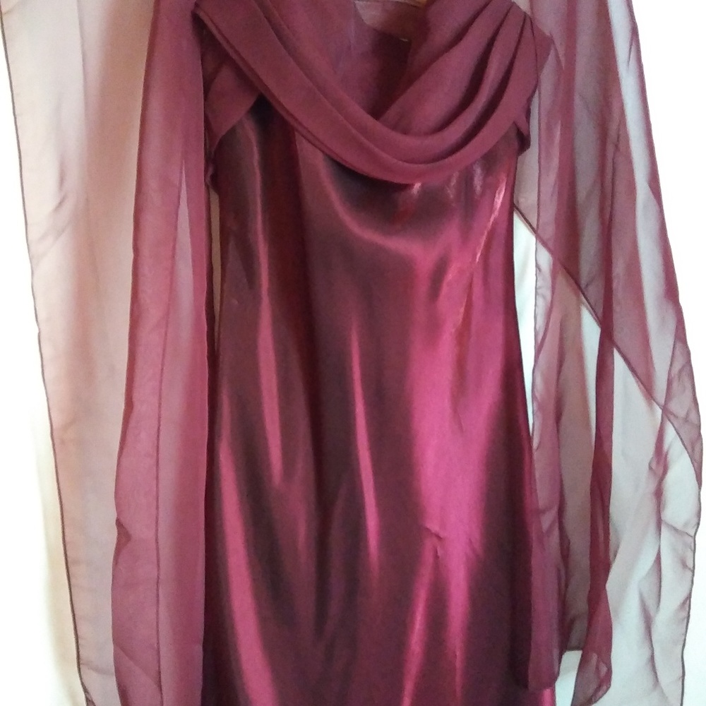 GOWN; EVENING,PROM/WEDDING/BRIDESMAID